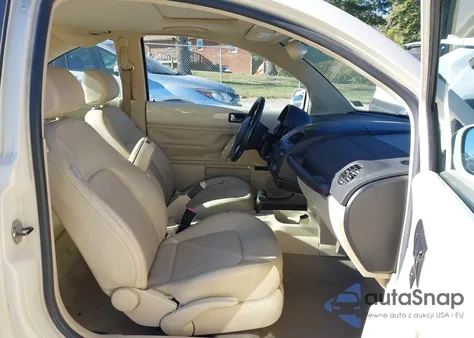 2010 Volkswagen New Beetle 2.5L из США, поврежденный, VIN 3VWRG3AG9AM024826